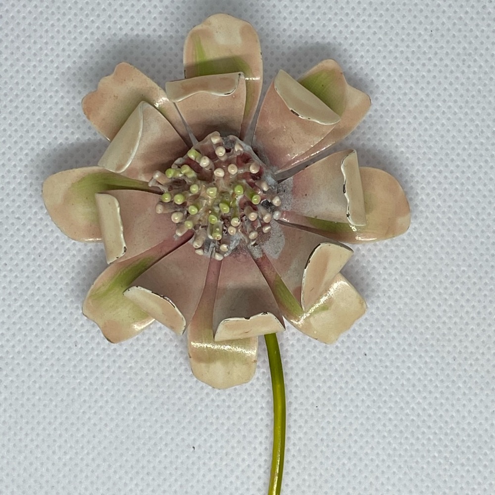 Large Flower Brooch (vintage)